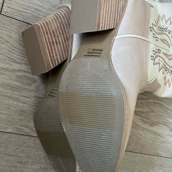 Dolce Vita Aledo Sand Multi Suede Studded Mid-Calf Western Boots - Picture 13 of 13